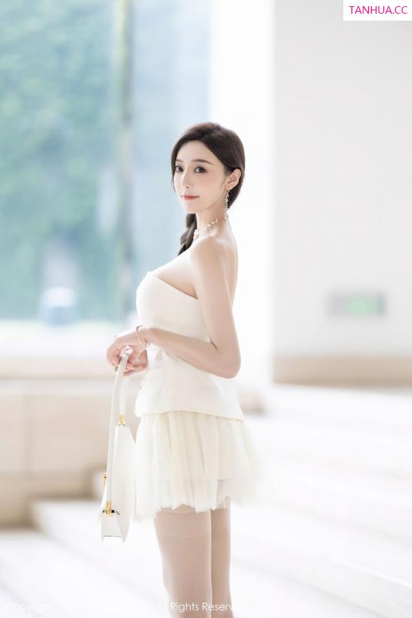 王馨瑶  [XiuRen]高清写真图 2022.09.02 No.5539 王馨瑶yanni第2张图片